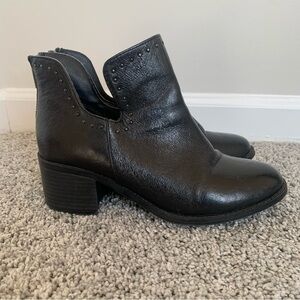 Steve Madden Black Leather Booties Size 7